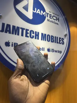 Apple iPhone XR 64 GB Black