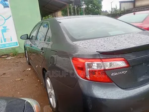 Toyota Camry 2012 Gray