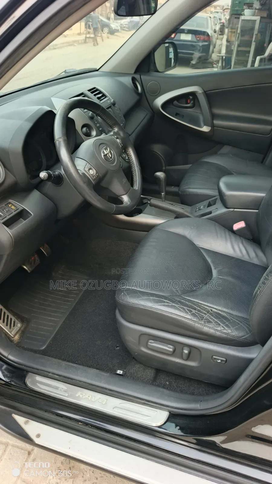 Toyota RAV4 2010 Black