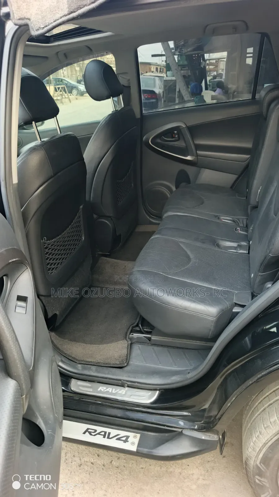 Toyota RAV4 2010 Black