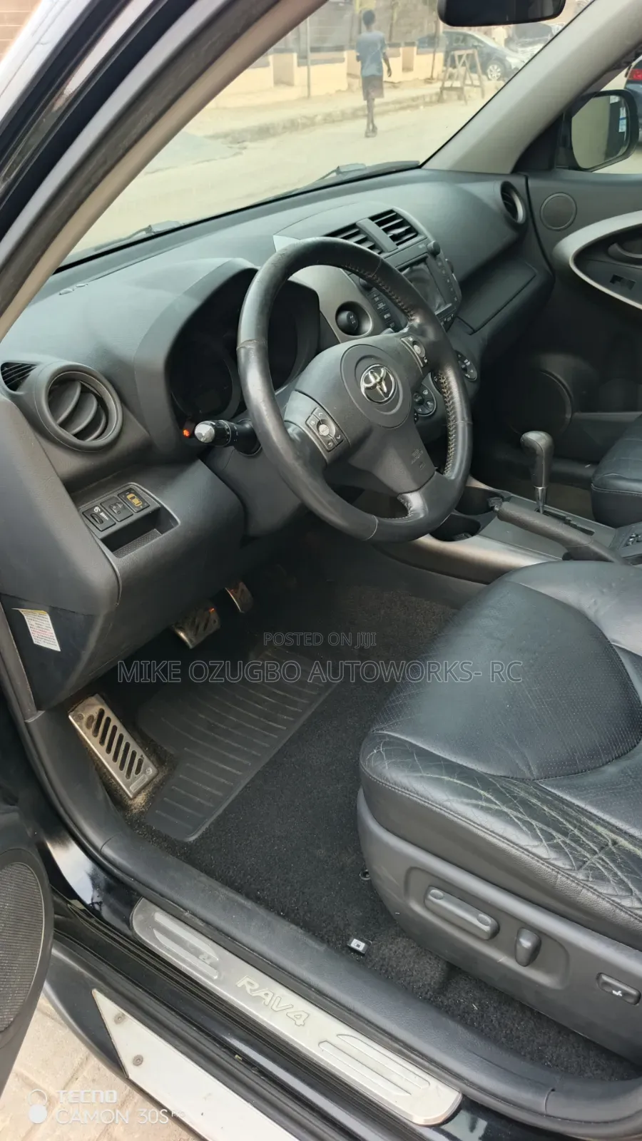 Toyota RAV4 2010 Black