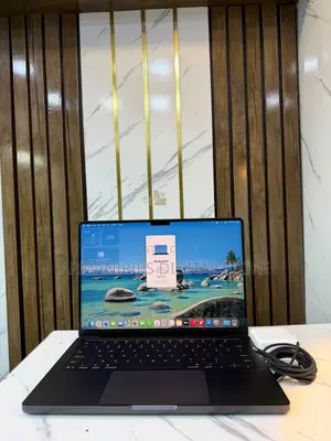 Laptop Apple MacBook Pro 2025 M5 24GB Apple M5 SSD 1T
