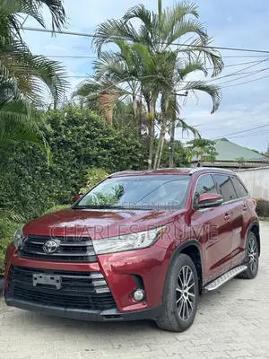 Toyota Highlander Limited 4x2 V6 (3.5L 6cyl 8A) 2018 Red