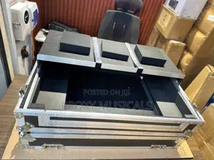 DDJ-FLX10 DJ Controller Box/Flight Case