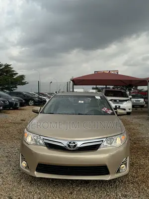Toyota Camry 2012 Gold