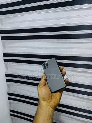Apple iPhone 11 Pro 64 GB Gray