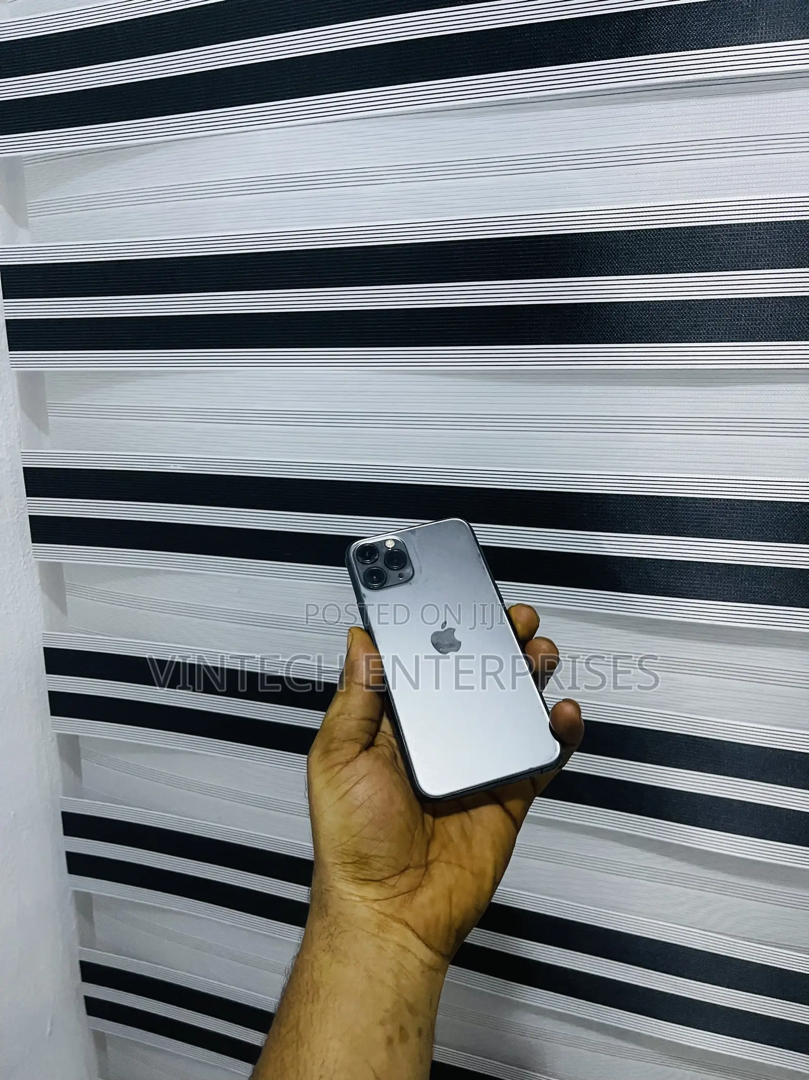 Apple iPhone 11 Pro 64 GB Gray