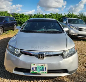 Honda Civic 2006 Silver