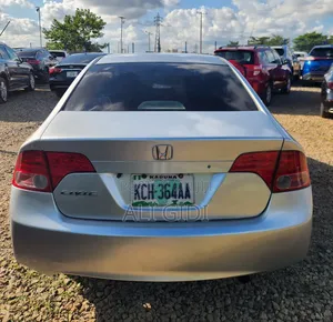 Honda Civic 2006 Silver