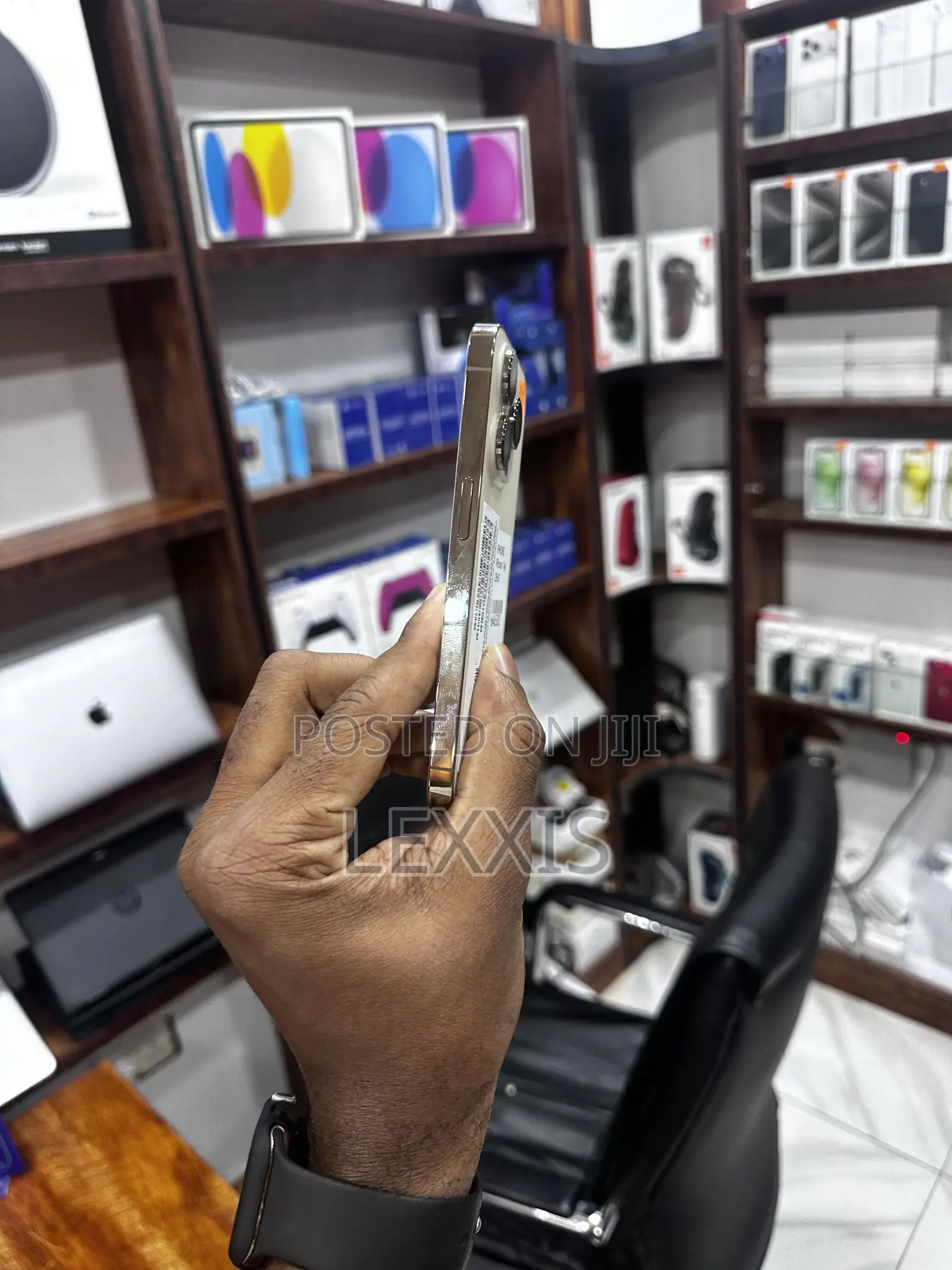 New Apple iPhone 14 Pro 256 GB Gold