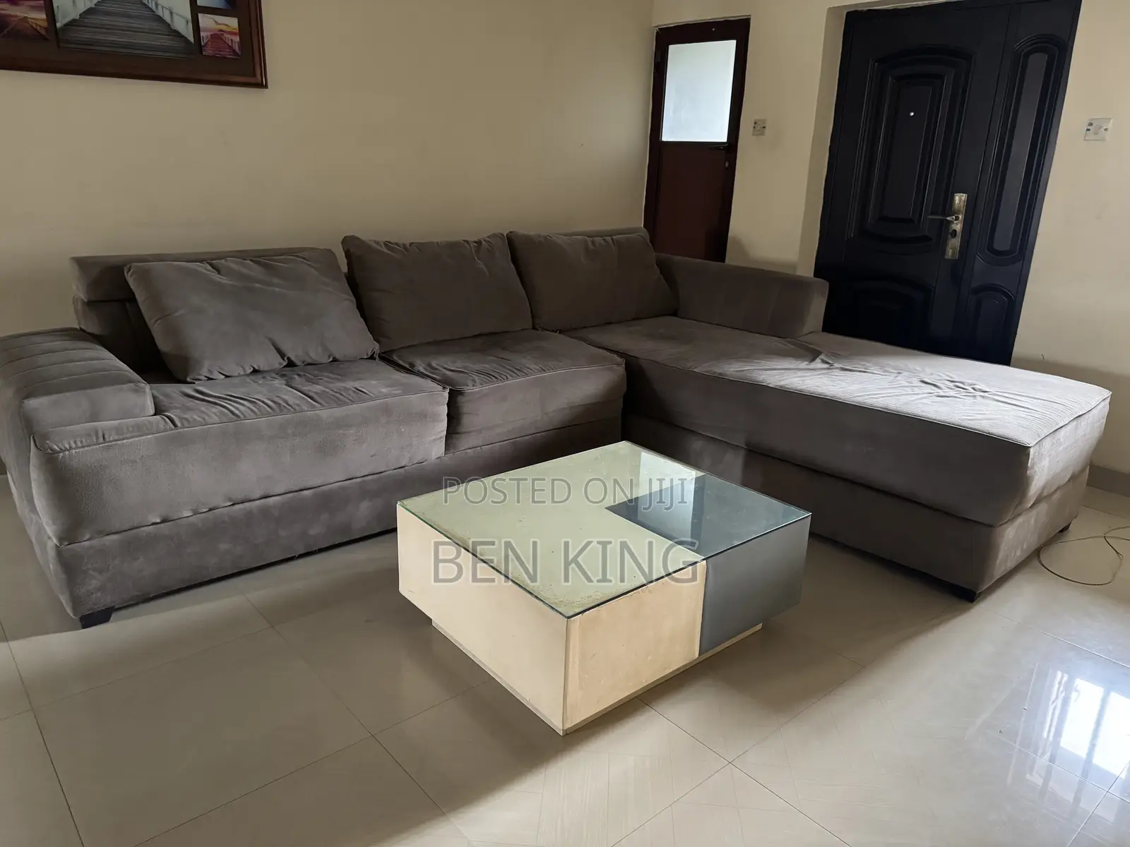 L Shaped Sofa With Coffee Table