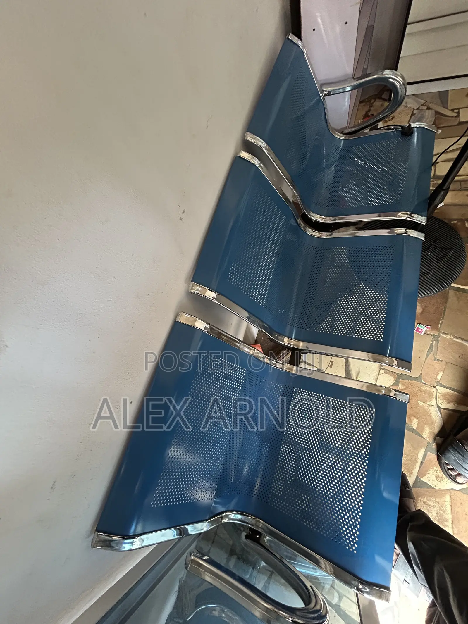 Airpot Chair