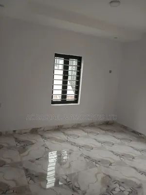 3bdrm Apartment in Paragon Estate for rent