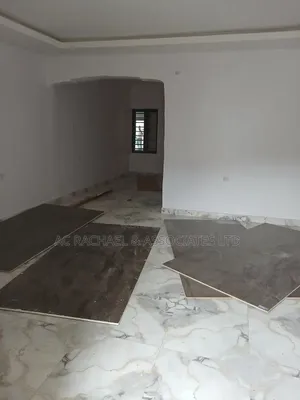3bdrm Apartment in Paragon Estate for rent