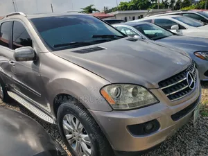 Mercedes-Benz M Class 2010 Gold