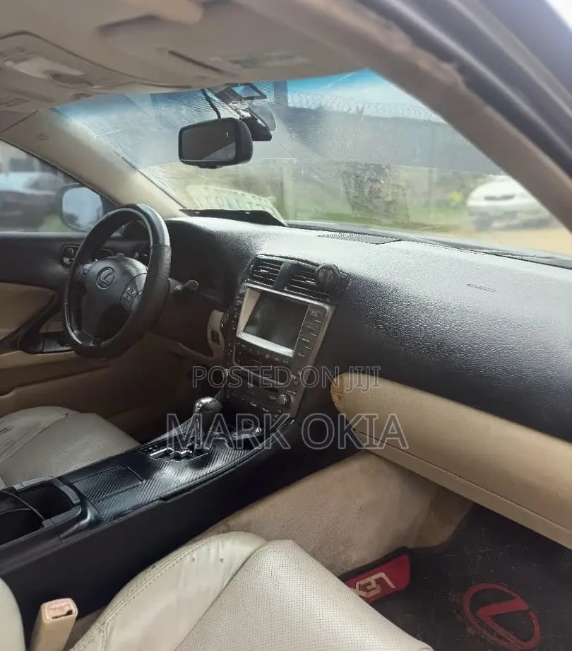 Lexus IS 2008 Green