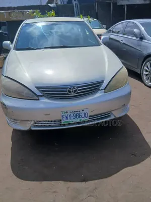 Toyota Camry 2006 Silver