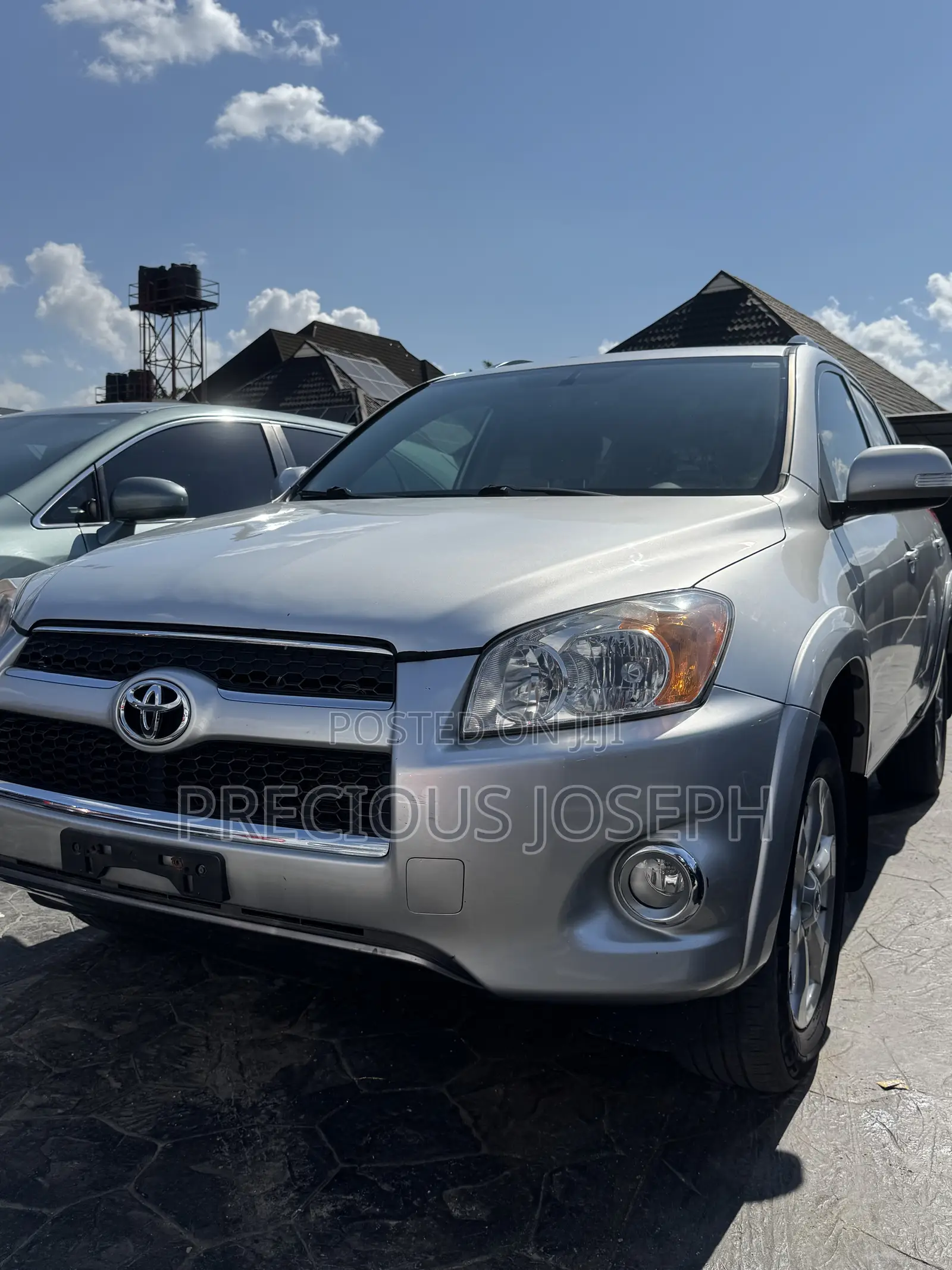 Toyota RAV4 2012 Silver