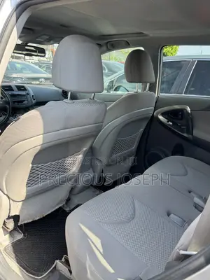 Toyota RAV4 2012 Silver