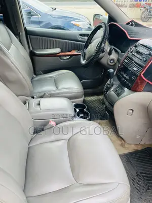 Toyota Sienna XLE AWD 2006 Silver