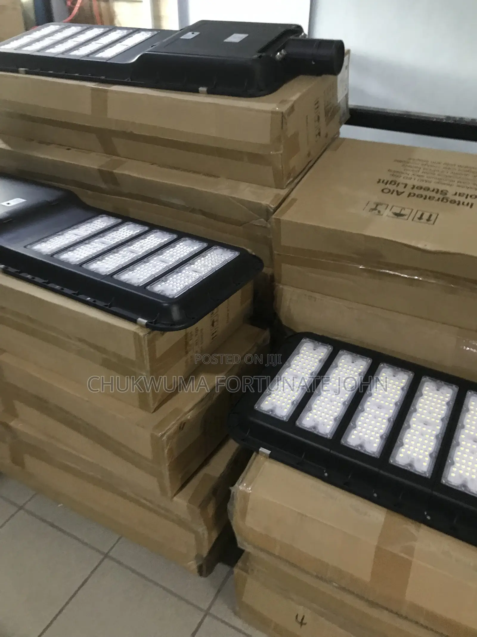 Aurora Solar Street Lights