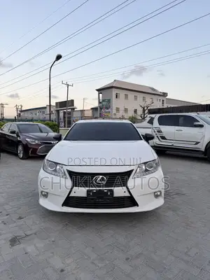 Lexus ES 350 FWD 2013 White