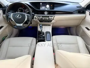 Lexus ES 350 FWD 2013 White