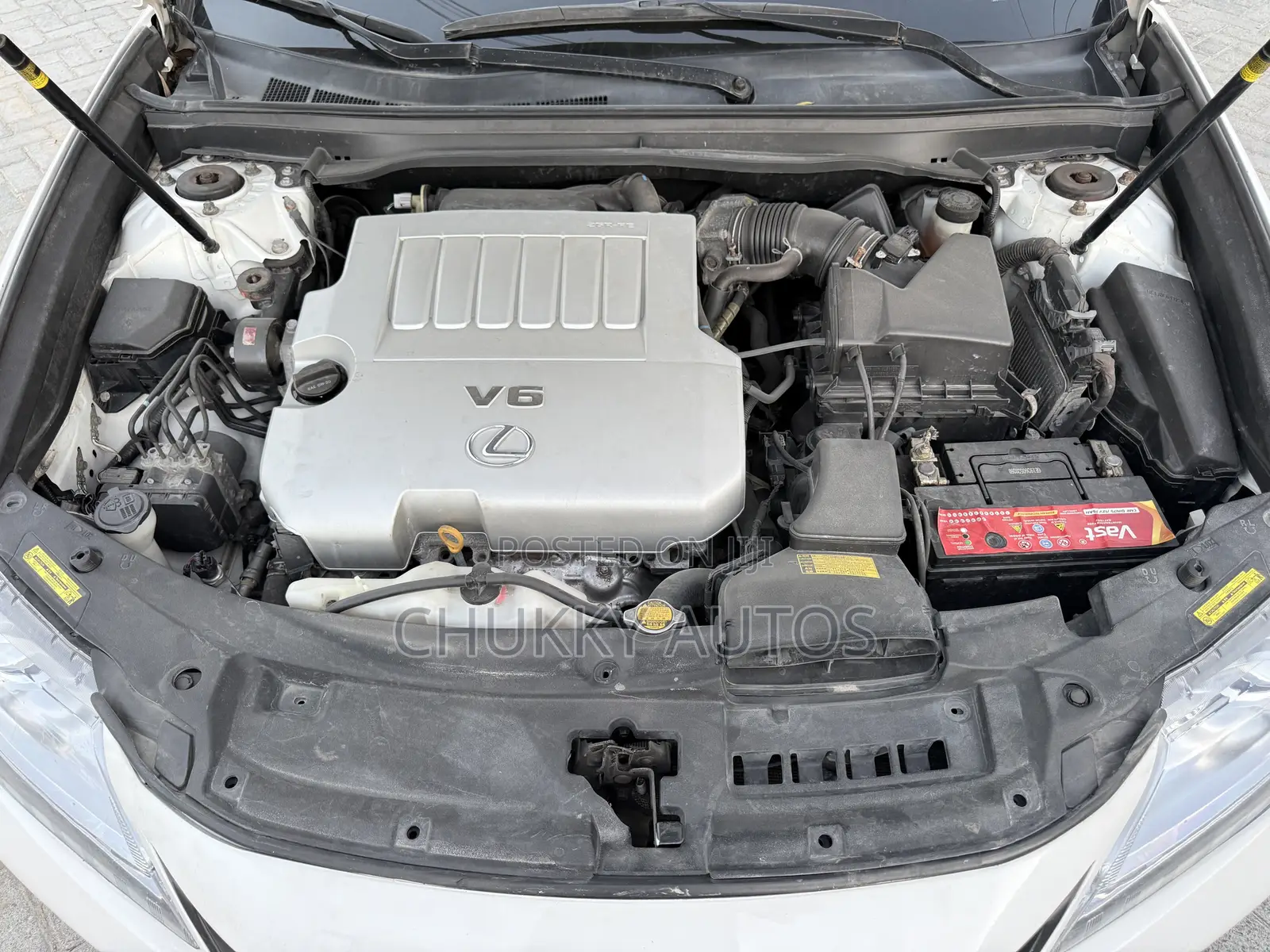 Lexus ES 350 FWD 2013 White