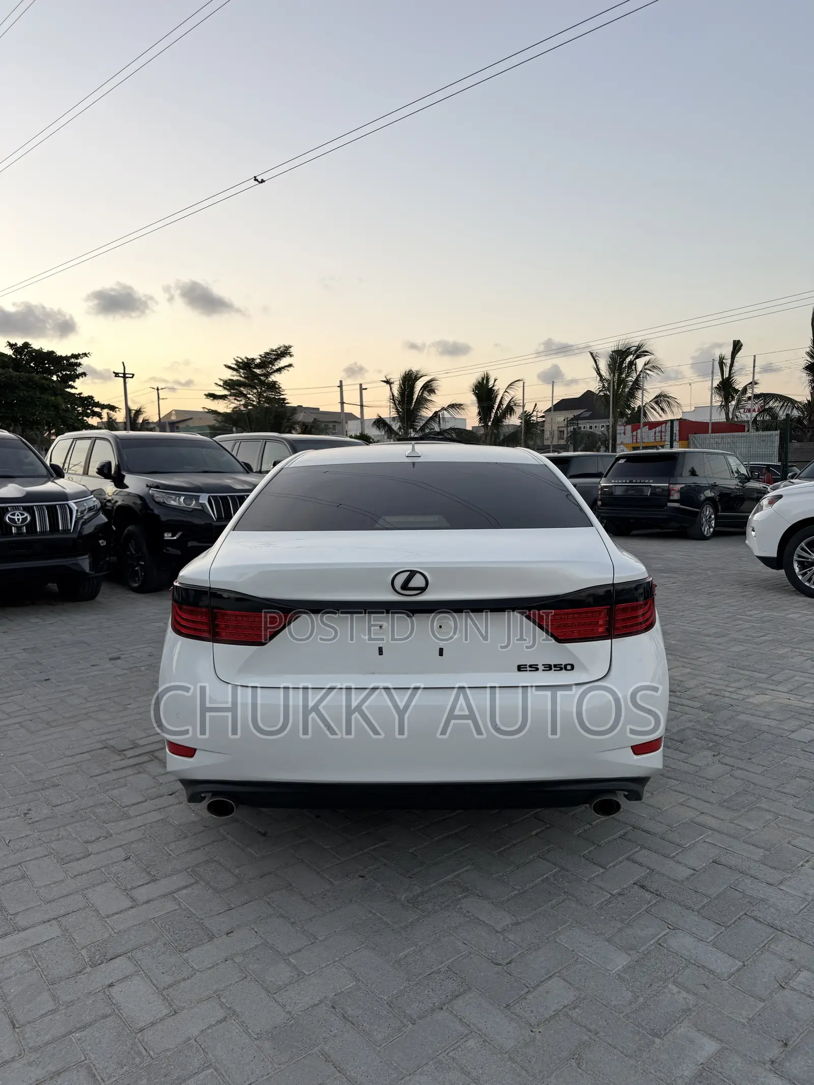 Lexus ES 350 FWD 2013 White