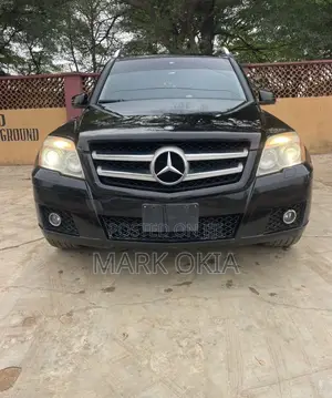 Mercedes-Benz GLK-Class 2011 Black
