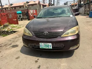 Toyota Camry 2004 Brown