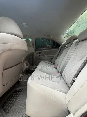 Toyota Camry LE 4dr Sedan (2.5L 4cyl 6AM) 2010 Red