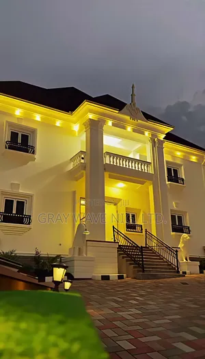 6bdrm Mansion in Asokoro for sale