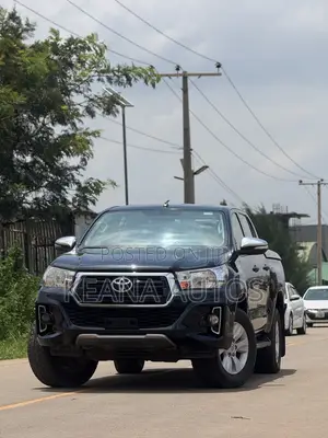 Toyota Hilux 2019 Black
