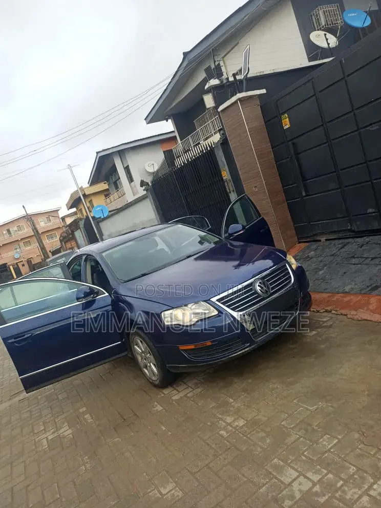 Volkswagen Passat 2.0 2008 Blue