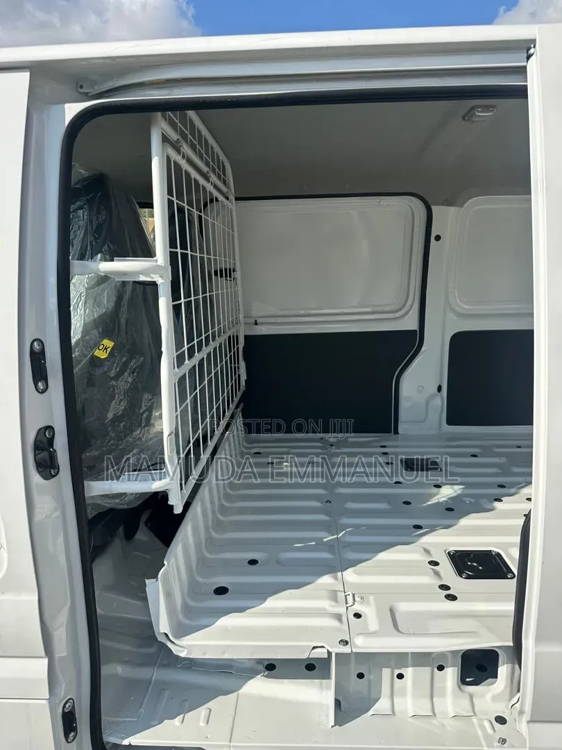 New Suzuki APV Minibus 2025 White