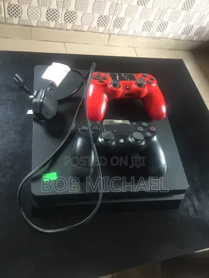 Play Station 4