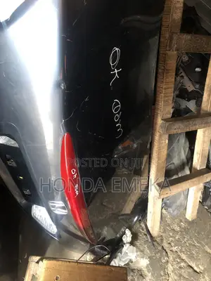 Booth Honda Accord 2006 Model