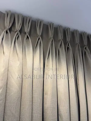 Pleated Design With Plain Curtain