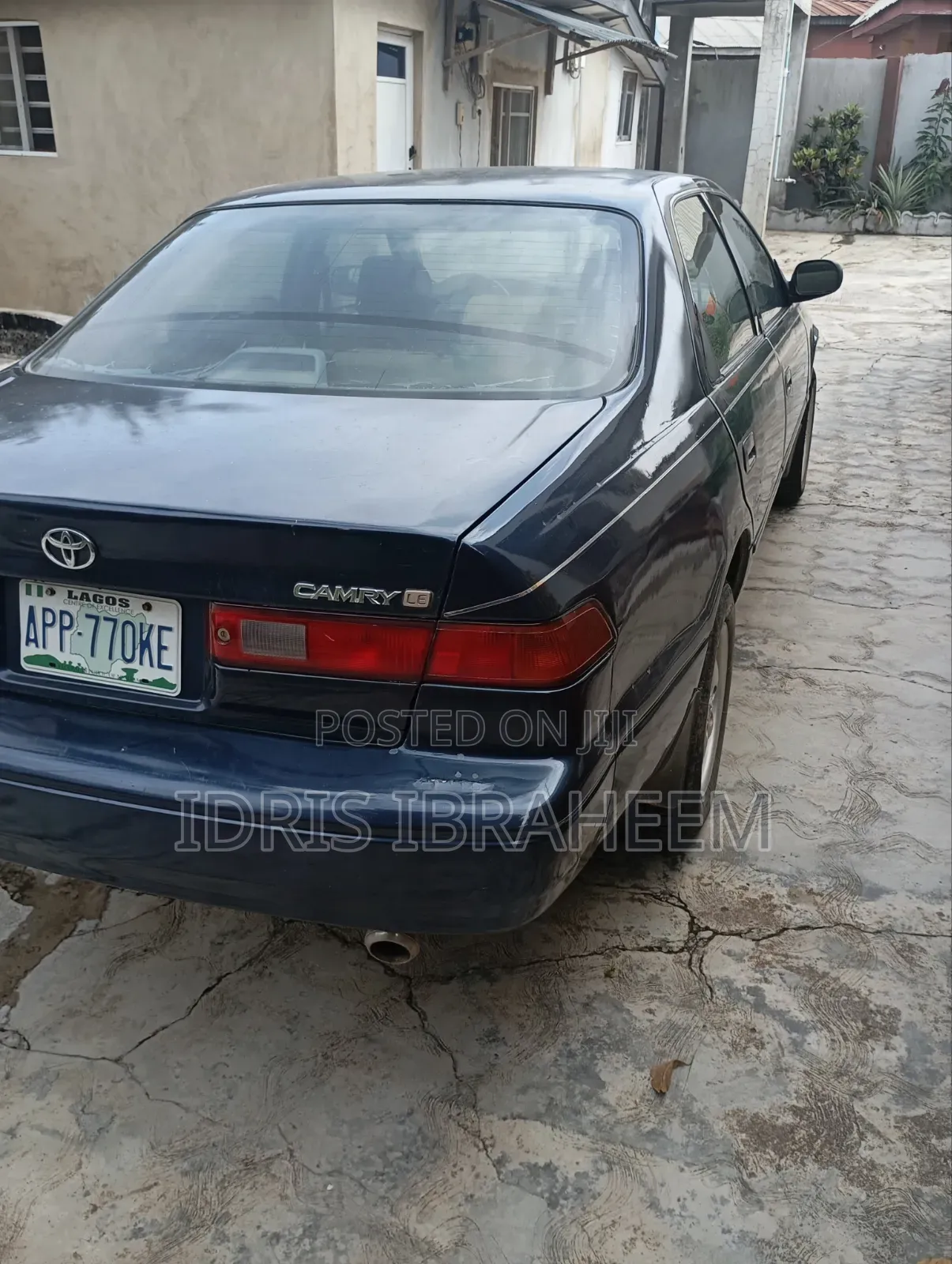 Toyota Camry 2000 Blue