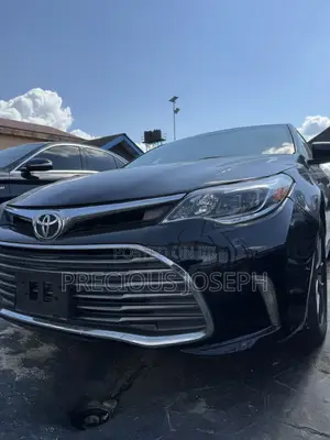 Toyota Avalon XLE 4dr Sedan (3.5L 6cyl 6A) 2014 Black
