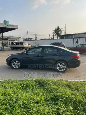 Hyundai Sonata 2013 Blue