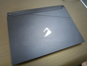 Laptop Gigabyte AORUS 15 32GB Intel Core i5 SSHD+SSD 1T