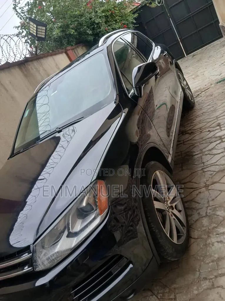 Volkswagen Tiguan 2014 Black