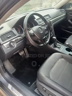 Volkswagen Passat 2017 Blue