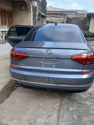 Volkswagen Passat 2017 Blue