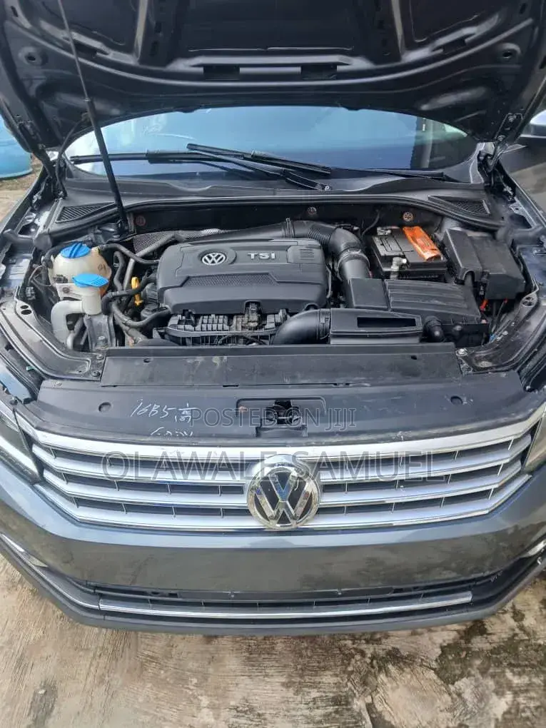 Volkswagen Passat 2017 Blue