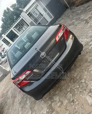 Toyota Camry 2012 Gray