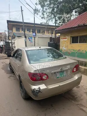 Toyota Corolla 2006 Gold