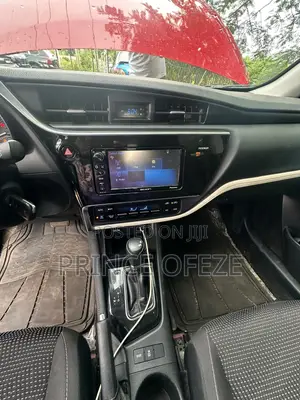 Toyota Corolla 2015 Red